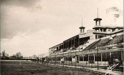 Stade-courbevoie